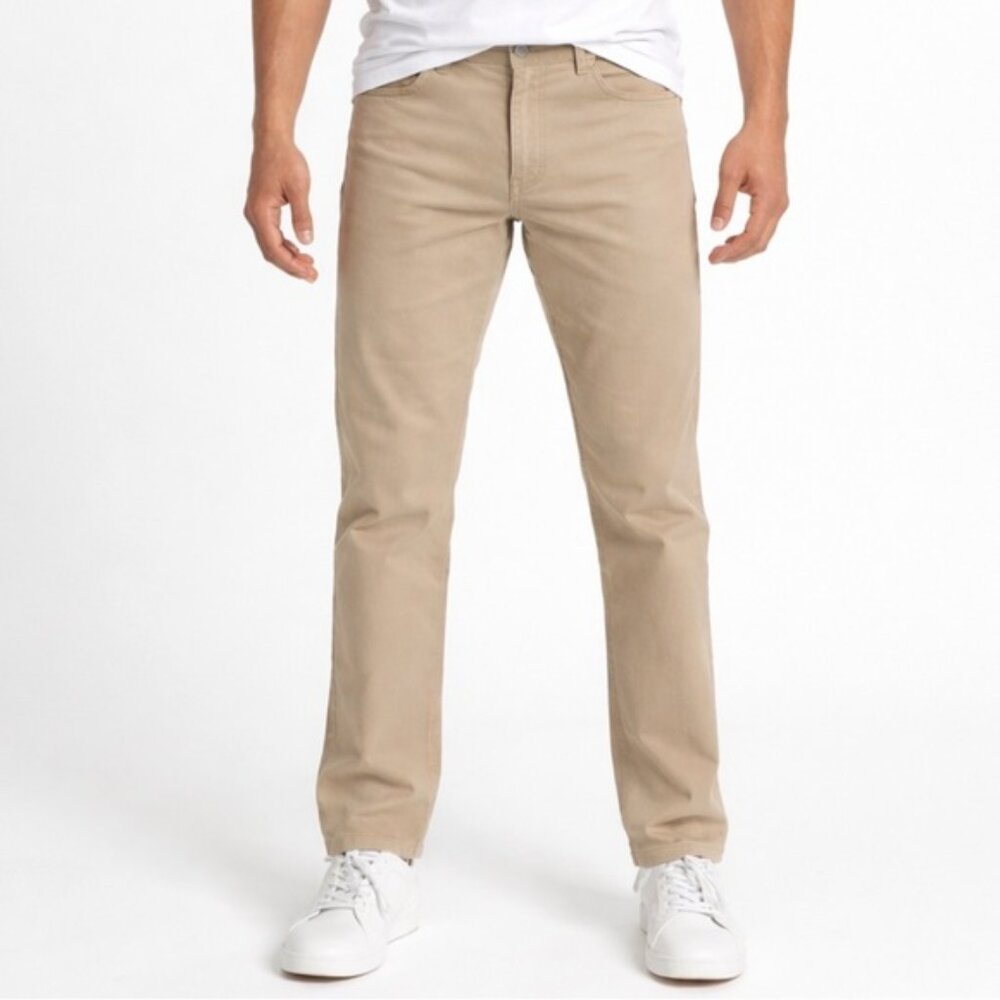 NWT The Perfect NYC Men’s Light Cream Athletic Fit Khaki Jeans Size 30 x 28